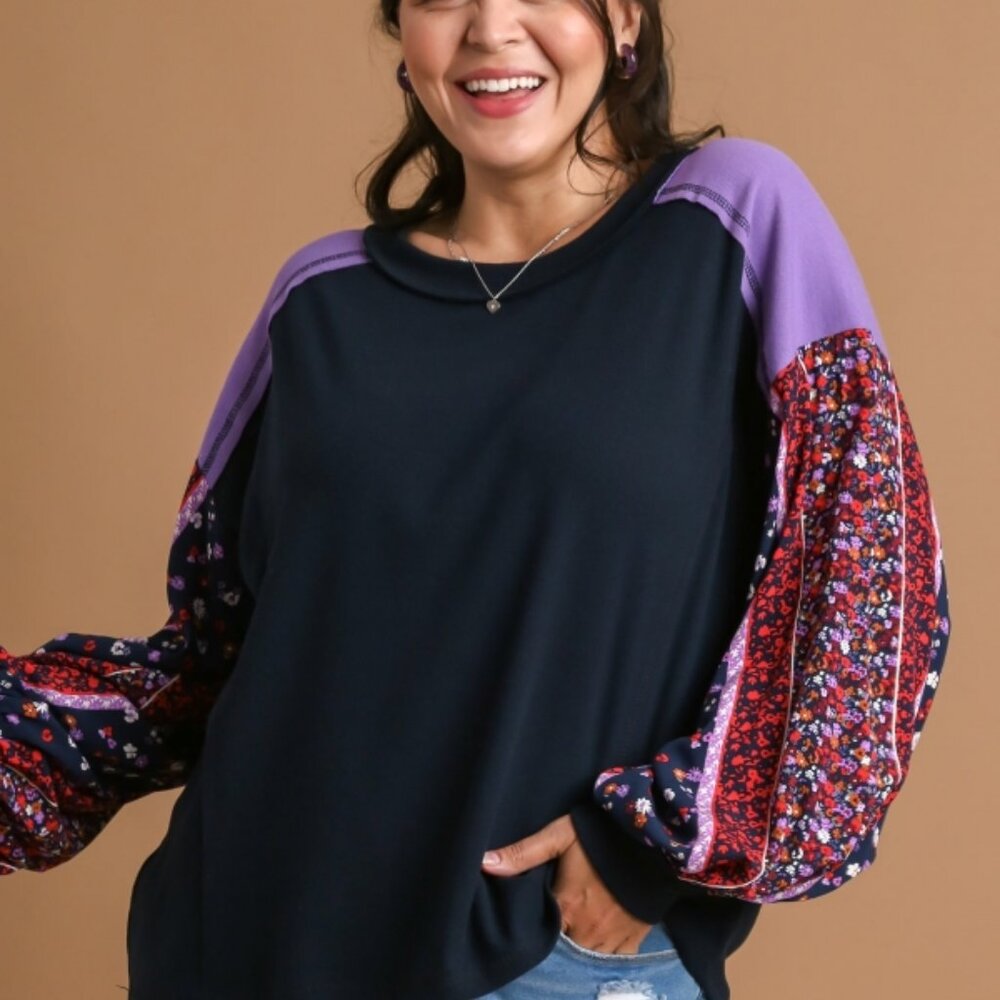 UMGEE Colorblock Contrast Knit Top with Printed Sleeves (New)